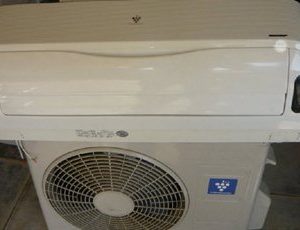 Máy Lạnh 1 HP Sharp Inverter Tiết Kiệm Điện Gas R410 Mới 90%